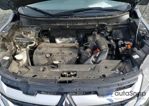 2021 Mitsubishi Outlander Sport Es z USA, uszkodzony, nr VIN JA4APUAU0MU036613